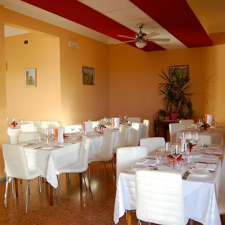 Hotel Augusta 2*