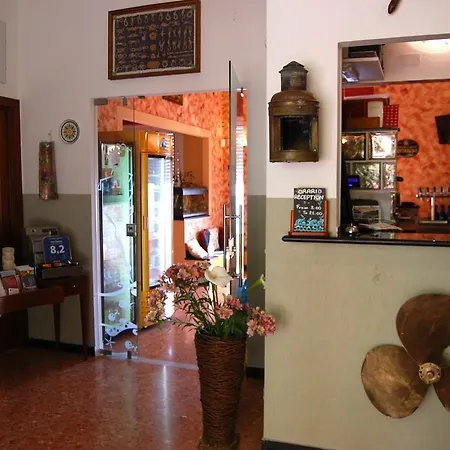 Augusta Hotel Framura